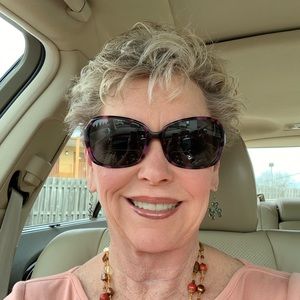 Meet your Posher, Nancy